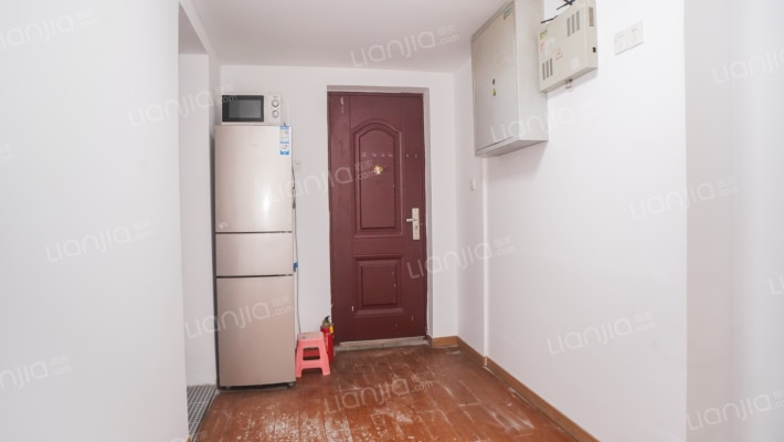 惠益新苑南苑二手房实景图