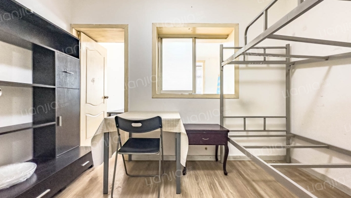 宜山路12弄二手房实景图