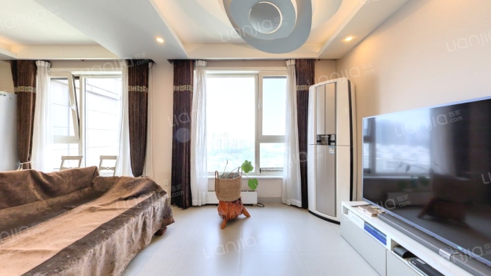 百合湾东区二手房实景图