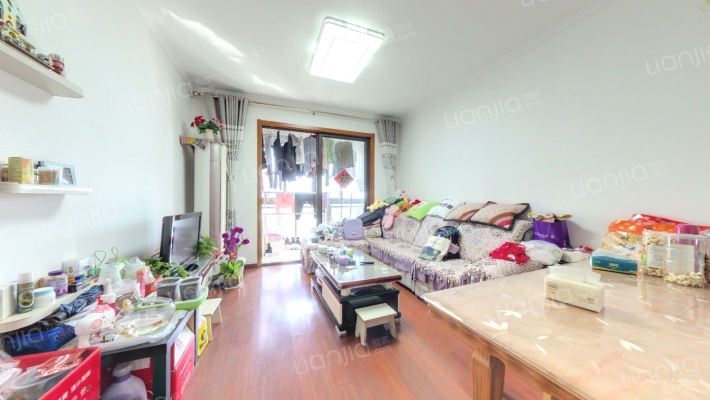 河畔艺墅(公寓)二手房实景图