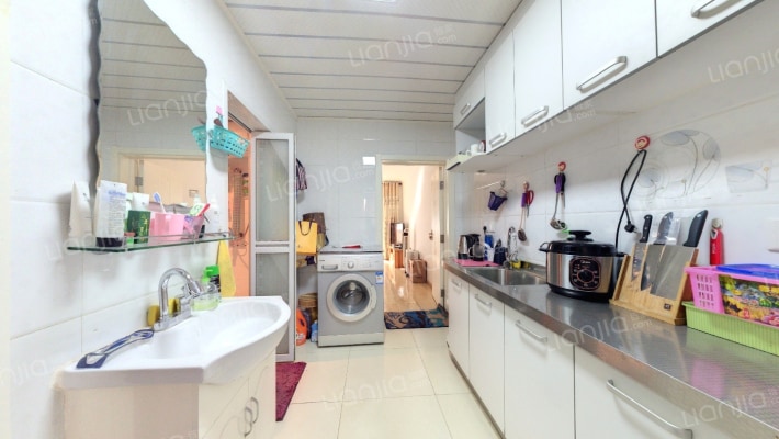 小南庄甲26号院二手房实景图