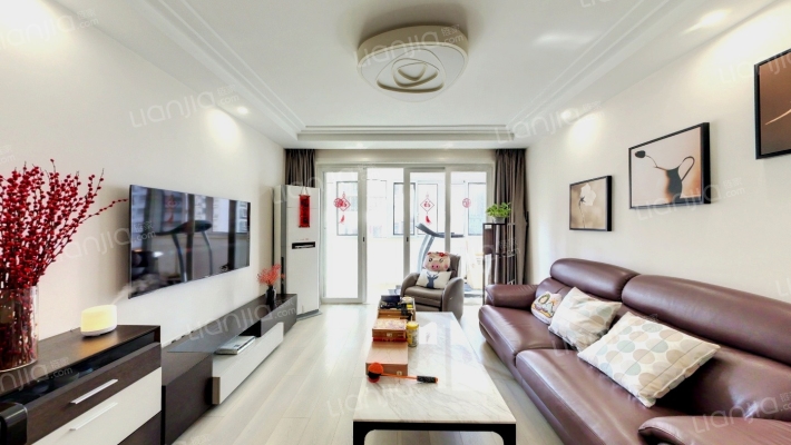 日高公寓二手房实景图