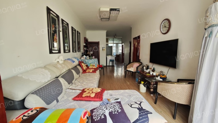 财富名苑二手房实景图