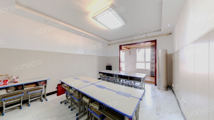 桃苑红杉郡二手房实景图