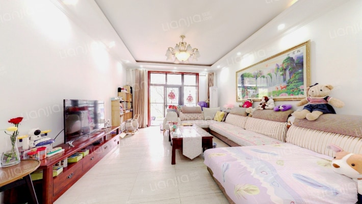 滨江河畔二手房实景图