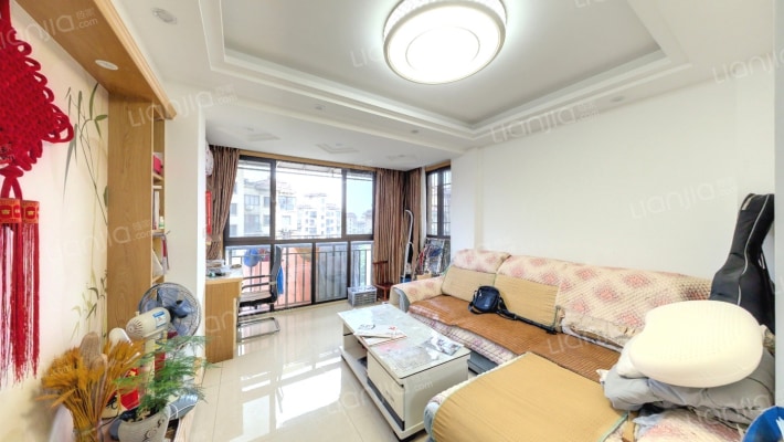 派舍提香二手房实景图