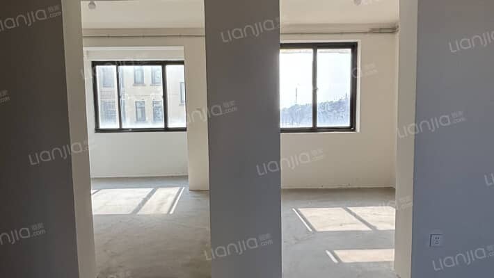 瀛鸿嘉苑二手房实景图