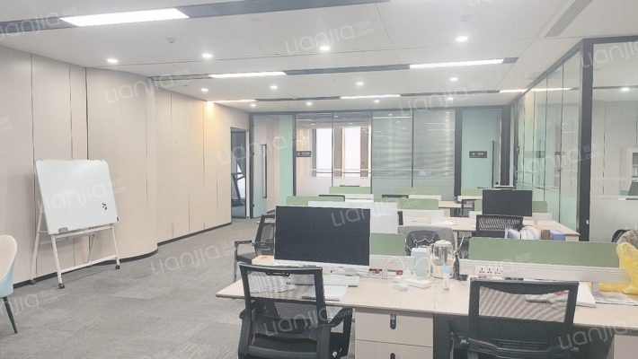 绿地双子塔二手房实景图