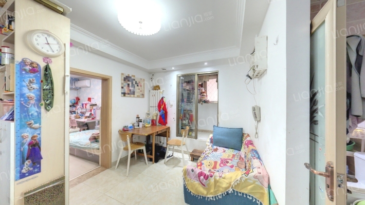 花园胡同8号院二手房实景图