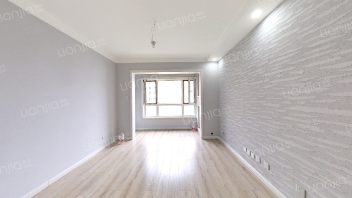 联发第五街二手房实景图