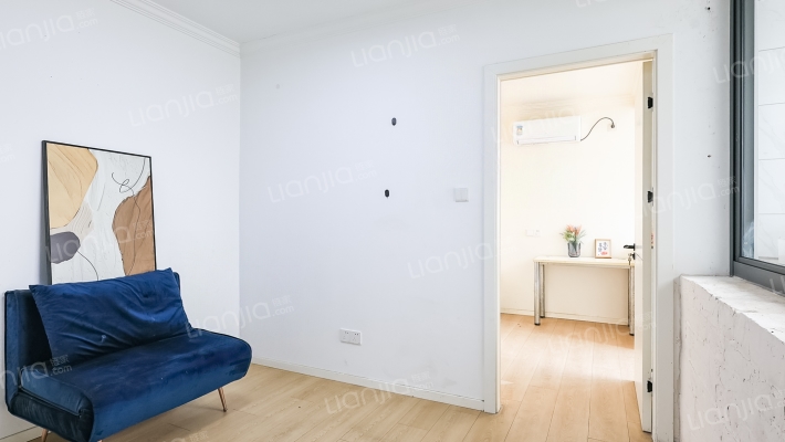 康健路1号二手房实景图