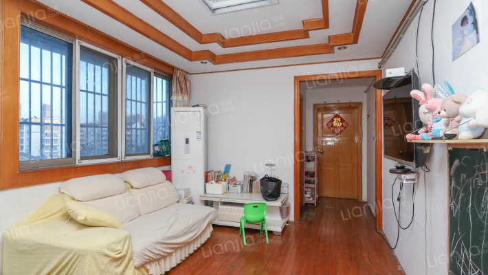 京岘山路50号二手房实景图