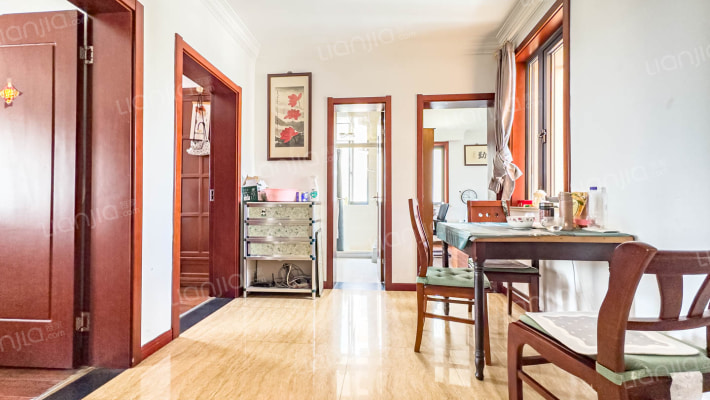 舒兴小区二手房实景图