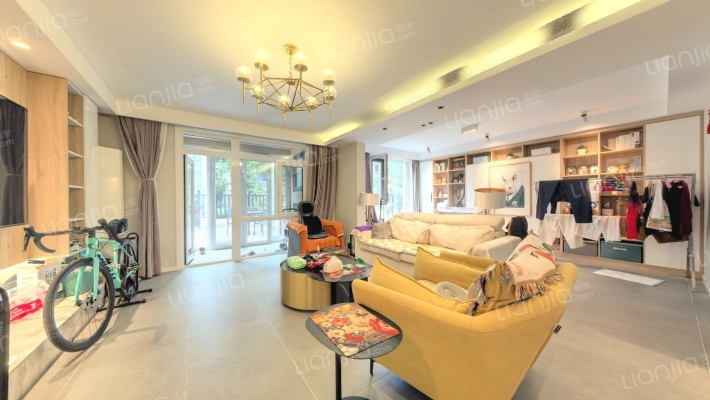 万和风景二手房实景图