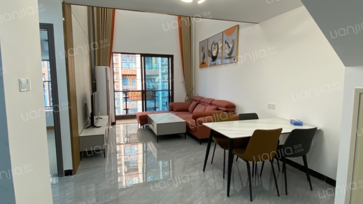 碧桂园云空间二手房实景图