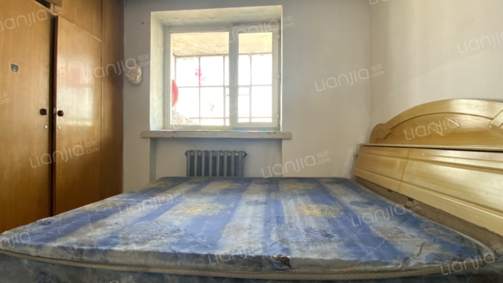 红旗机械厂家属楼二手房实景图