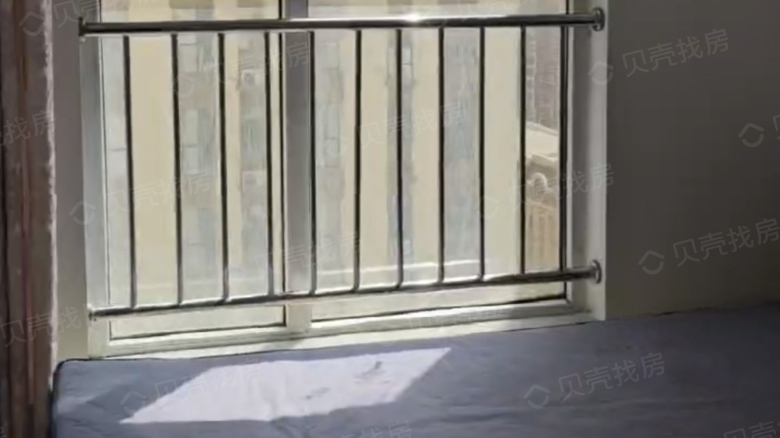 整租·锦东佳苑 1室1厅 东