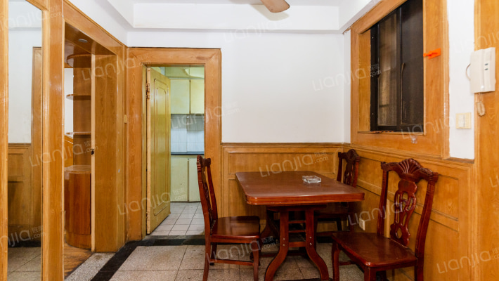 新成六坊二手房实景图