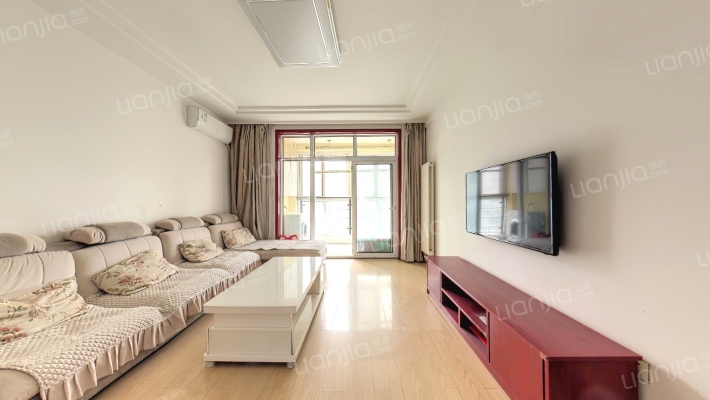 信特名苑二手房实景图