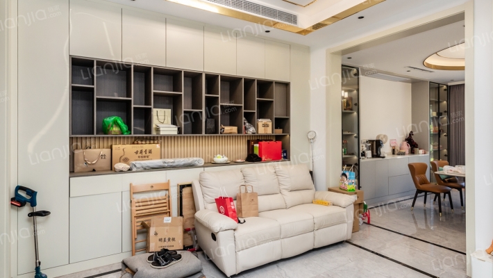 颐湾丽庭二手房实景图