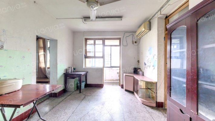 劳动路27到72号二手房实景图