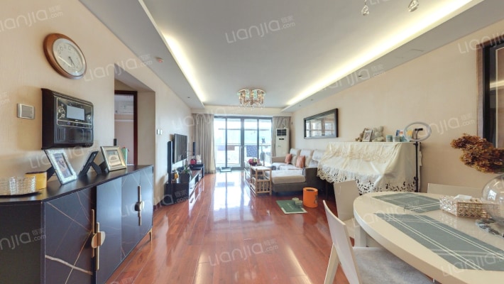 百仕达乐湖二手房实景图