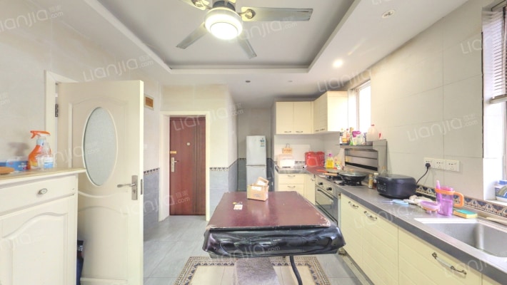 惠峰新村二手房实景图