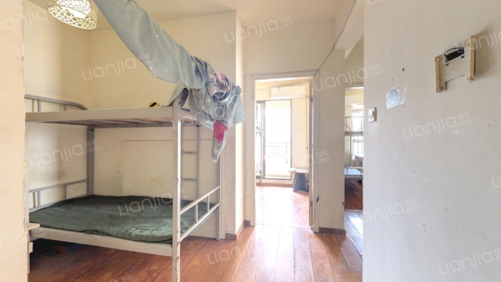 中铁骑士公馆二手房实景图