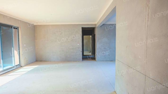 溪霞山居二手房实景图