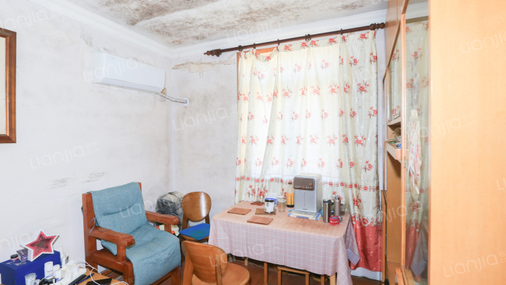 控江路1670弄二手房实景图