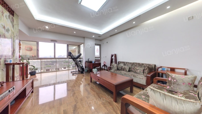 水云居东区二手房实景图