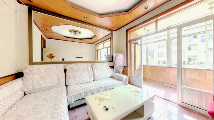 小汽改家属区二手房实景图