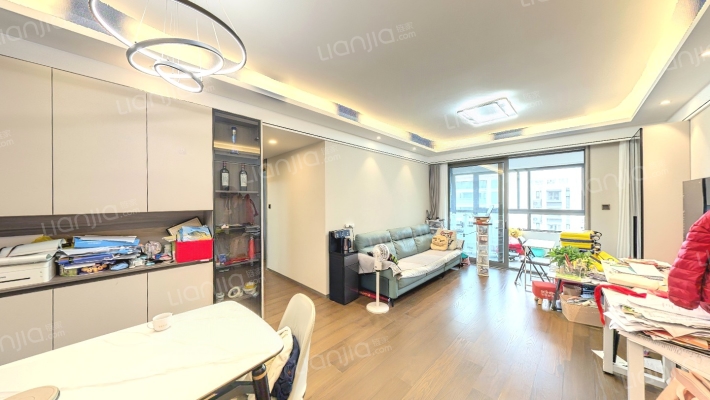 水沐雍荣府二手房实景图