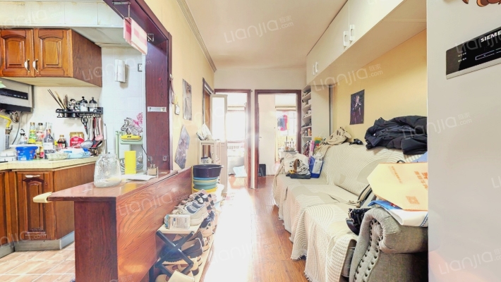 芳群园一区二手房实景图