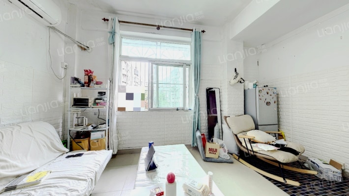 利安公寓二手房实景图