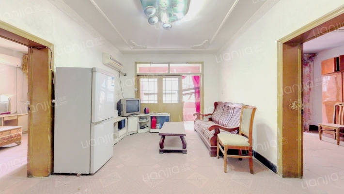 广场西街95号二手房实景图