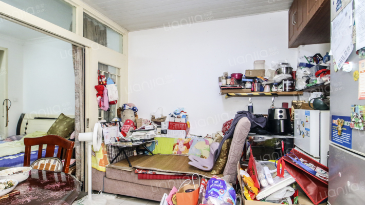 海厦小区二手房实景图