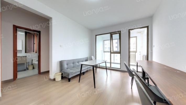 建屋海德公园二手房实景图