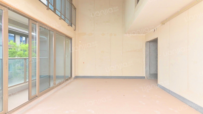 绿城春溪雲庐四期二手房实景图