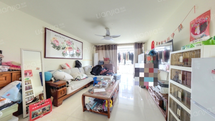 蓝天花园二手房实景图