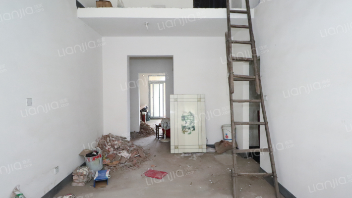 渝隆观江二手房实景图