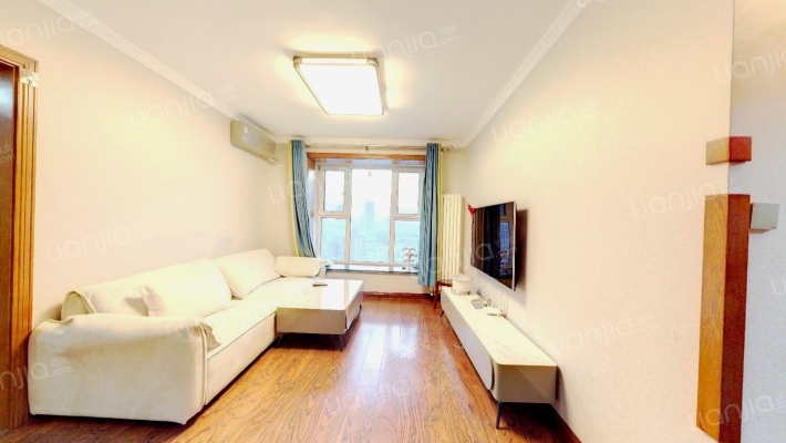 海信东山郡东区二手房实景图