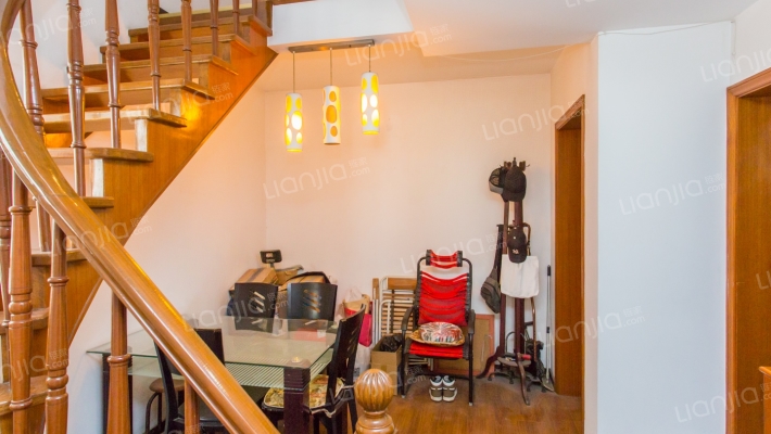 桃浦五村山茶苑二手房实景图