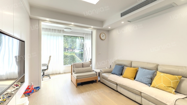 望族新城二手房实景图