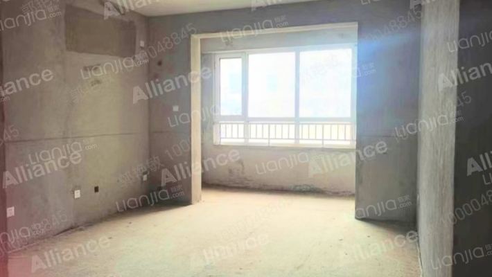 智高常春藤C区二手房实景图