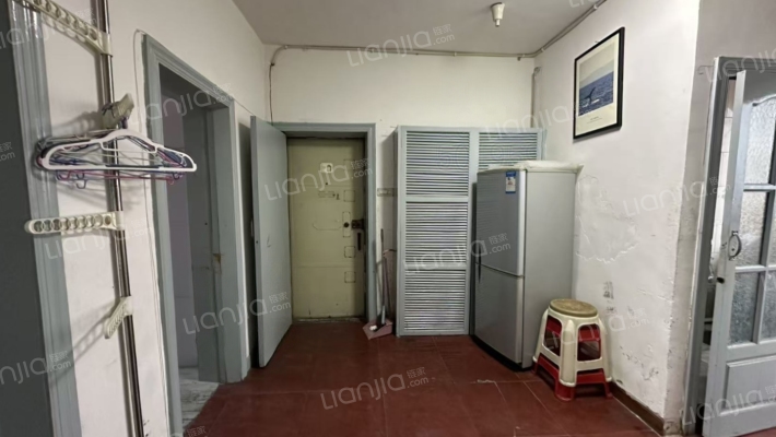 煤田设计院宿舍二手房实景图