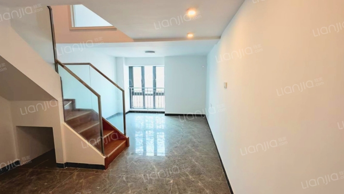 碧桂园联合广场二手房实景图