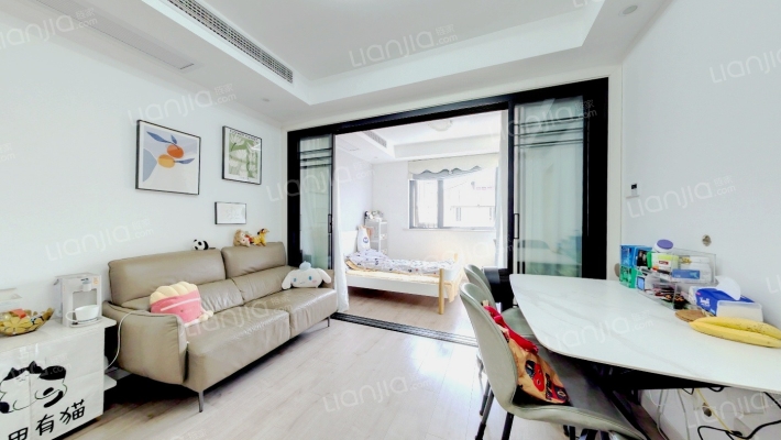 莘松三村二手房实景图