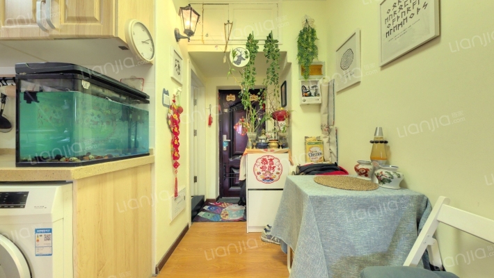 小铁匠营二手房实景图