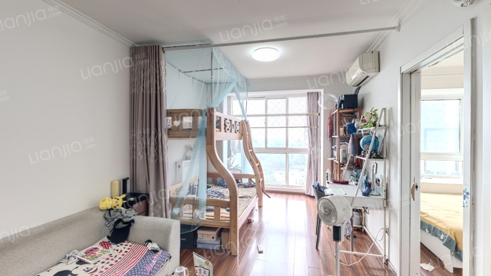 兴政家园二手房实景图